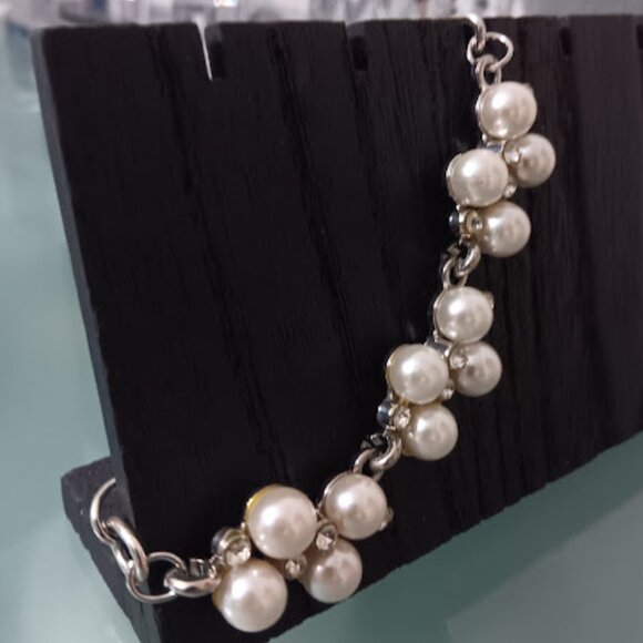 DESIGNER Vintage Silver White Pearl Clear Crystal Cluster Chain Bracelet - Picture 5 of 6